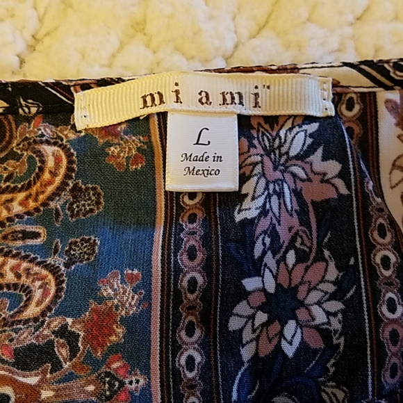 Francesca's Miami Paisley multi colored blouse - Picture 3 of 5